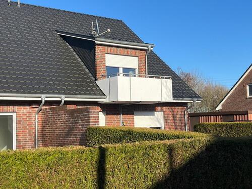 Foto - Neuwertige 3-Zi-Wohnung im DG mit Balkon, Garten, provisionsfrei