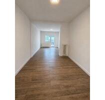 Frisch renoviertes Einfamilienhaus (innen renoviert) mit Garage - Bruchmühlbach-Miesau