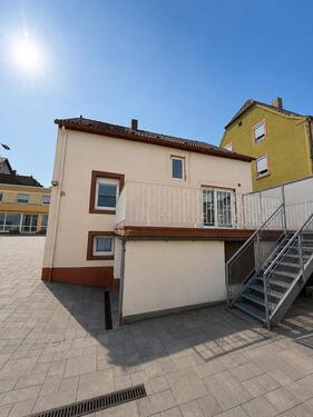 Foto - 5 Zimmer Etagenwohnung zur Miete in Bruchmühlbach-Miesau