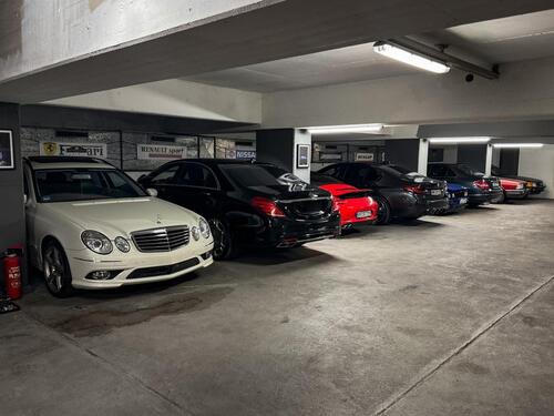 Foto - 1x Stellplatz Garage Tiefgarage in Fellbach Stuttgart Oldtimer