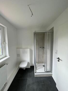 Foto - sanierte 2-RW mit modernem Badezimmer