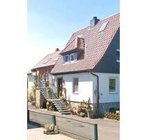 Haus mit drei Wohneinheiten und großem Grundstück in Groß Düngen - Bad Salzdetfurth