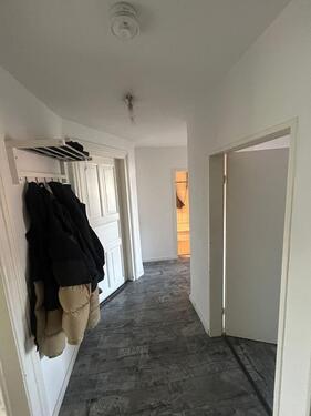 Foto - Helle 3 Zimmer-Wohnung zum 01.05 frei
