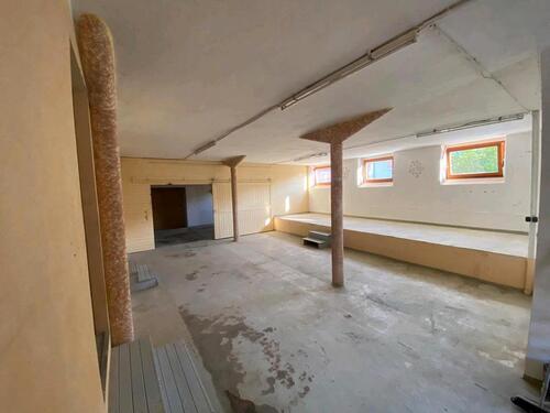 Foto - Lager, Werkstatt, Lagerfläche - 400,00&nbsp;EUR Kaltmiete, ca.&nbsp; 130,00&nbsp;m&sup2;