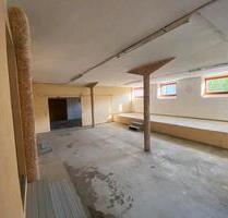 Lager, Werkstatt, Lagerfläche - 400,00&nbsp;EUR Kaltmiete, ca.&nbsp; 130,00&nbsp;m&sup2; in Regenstauf (PLZ: 93128)