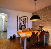 Schöne 3-Zimmer-Wohnung mit Garten Nähe Westpark - Ingolstadt Schöne 3-Zimmer-Wohnung mit Garten Nähe Westpark - Ingolstadt