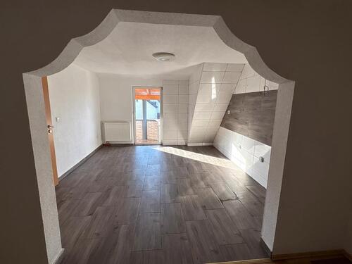 Foto - Wohnung zu Vermieten in Eisenberg 3ZKB