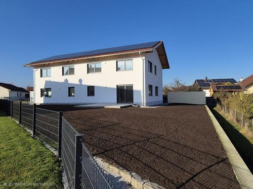 Foto - 4 Zimmer Doppelhaushälfte zur Miete in Rotthalmünster