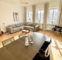 Isartor im Lehel. Zentrale Bestlage. Neu, hochwertig möblierte 3,5 Zimmer großer Gemeinschaftsgarten - München Altstadt-Lehel