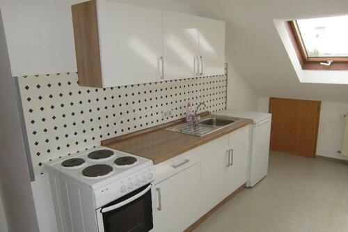 Foto - Gemütliche Dachgeschosswohnung (45 m²) mit EBK in zentraler Lage