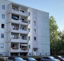 3 Raumwohnung mit Balkon !Jetzt mieten - weniger zahlen - Bernsdorf