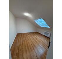 Kernsaniert & zentral: 2-Zimmer-Wohnung direkt an der U-Bahn - Stuttgart Stuttgart-Nord