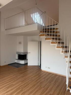 Foto - 4 Zimmer Dachgeschos , Frankfurt Nied mit Terrasse und Kamin im