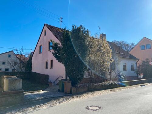 Foto - Mehrfamilienhaus, Wohnhaus zum Kaufen in Rattelsdorf
