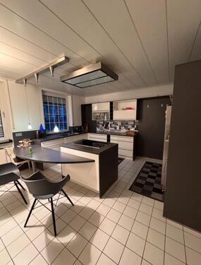 Foto - Ein Zimmer Wohngemeinschaft - 500,00 EUR Kaltmiete, ca.  220,00 m²