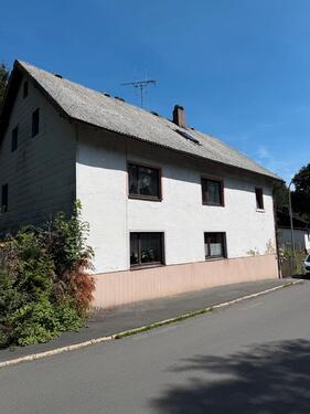 Foto - Renovierungs u. Sanierungsbedürftiges Haus mit 270 qm Top Grundst