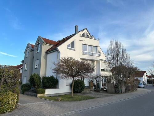 Foto - Ruhige 3,5-Zi.-Maisonette mit Terrasse & Balkon in Altdorf(71155)