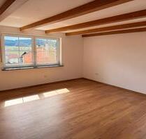 110 qm - 4 Zimmer - Balkon&Garage- neu renoviert - 1.180 € warm - Teisnach