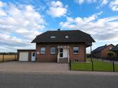 Foto - Großzügiges Wohnhaus mit 2 Wohneinheiten