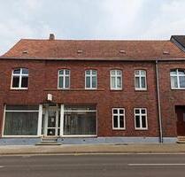150 m2 Gewerbefläche mit Wohnung EG in Goldberg