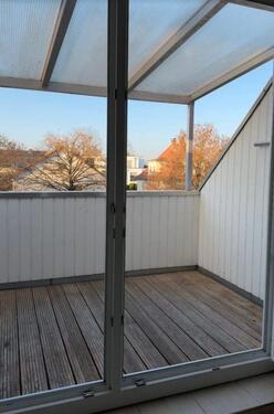 Foto - Große helle 4-Zimmer-DG-Wohnung (120 m?) mit Balkon in Gütersloh