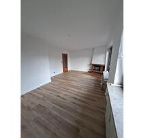 2 ZKB Südbalkon+EBK + 45m² ausgeb. DG in Seelze-Letter