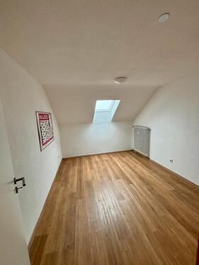 Foto - 4 Zimmer Dachgeschoßwohnung in Bellenberg