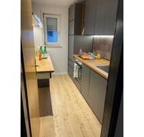 Charmante 3-Zimmer-Wohnung mit Balkon, Tiefgarage und Blick ins G - Lörrach