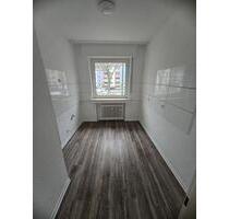 Moderne 2-Zimmer-Wohnung mit Balkon in Duisburg