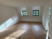 Foto - Hochwertig sanierte 2,5-Zimmer Wohnung Paderborn, Schloß Neuhaus