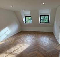 Hochwertig sanierte 2,5-Zimmer Wohnung Paderborn, Schloß Neuhaus