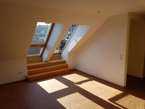 Foto - Schöne Dachgeschosswohnung zu vermieten