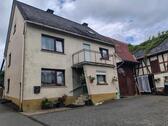 Foto - Großzügiges Einfamilienhaus mit Scheune