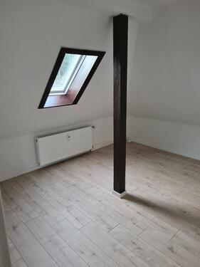 Foto - 3-Raum DG-Wohnung mit großem Balkon und Blick ins Grüne