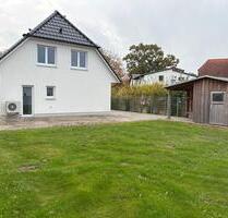 Einfamilienhaus an dee Ostsee - 1.800,00&nbsp;EUR Kaltmiete, ca.&nbsp; 155,00&nbsp;m&sup2; in Dierhagen (PLZ: 18347)