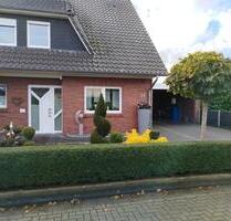 DHH mit kleinem Garten und Carport - Edewecht