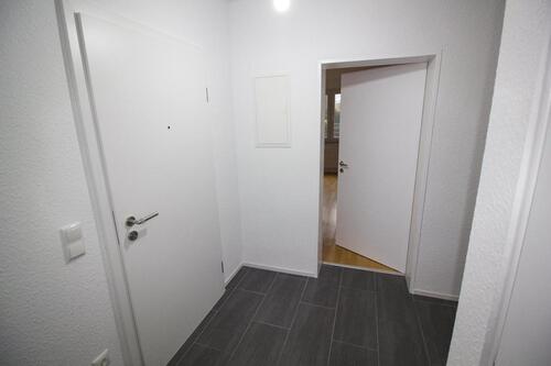 Foto - Renovierte 2 Zimmer Erdgeschoss-Wohnung + KDB 62 qm + Kellerraum