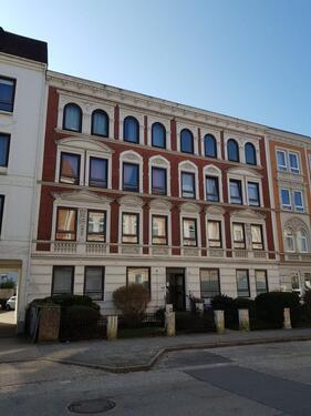 Foto - Freie 3 Zimmer Dachgeschosswohnung