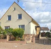 Charmantes Einfamilienhaus mit Hof und kleinem Garten - Weiler bei Bingen