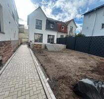 Haus mit Terasse,Garten,neue Einbauküche und eigene Privatparkplâ - Ginsheim-Gustavsburg