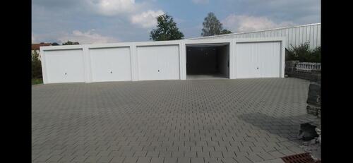 Foto - Garage mit Licht und Strom, Ludwig Jahn Str, NEC