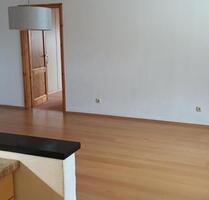 Charmante 3-Zi.-Whg. mit Privatgarten & Küche in Peißenberg Dorf