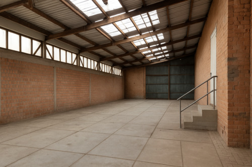 Foto - Lagerhalle, Lagerflächen - 947,00 EUR Kaltmiete,