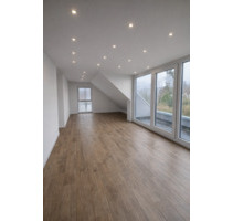 Sanierte 3-Zimmer-Dachgeschosswohnung mit Loggia und Blick auf de - Osnabrück Nahne