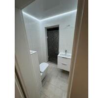 Modern sanierte 2-Zimmer-Dachgeschosswohnung in zentraler Lage - Essen Stadtbezirk IV