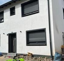 Zwei Freistehende Einfamilienhäuser Einfamilenhaus - Großkrotzenburg