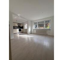 Renovierte Erdgeschosswohnung 2,5 Zimmer 59qm Küche Garage - Wolfach