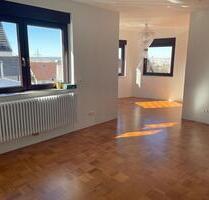 1-2 Personen Mietwohnung Ztr. BB Galgenberg 90 qm2 KM 1.200€ - Böblingen