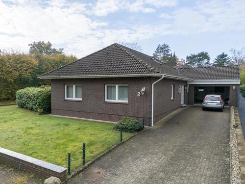 Foto - Großzügiger Winkel-Bungalow in Varel zu verkaufen