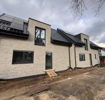 Neubau, DHH mit Garten in Südlage - Hamminkeln